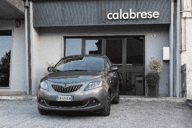 Lancia Ypsilon