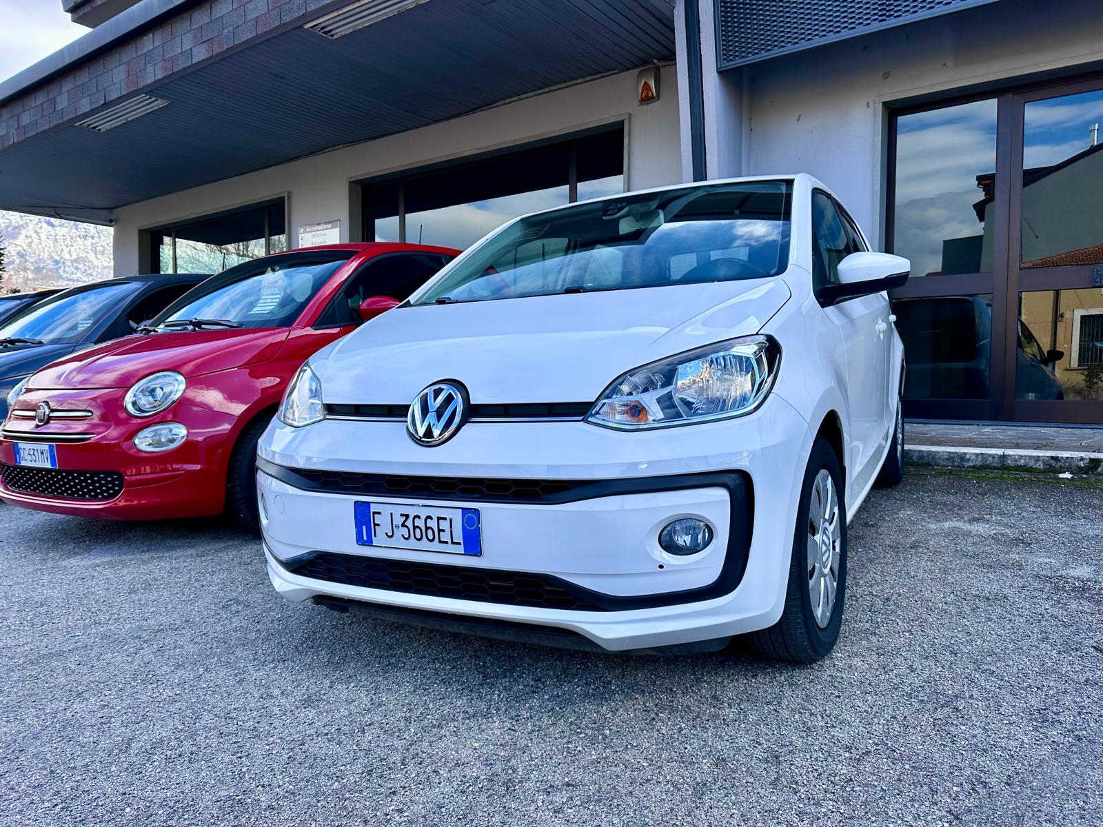VOLKSWAGEN UP !